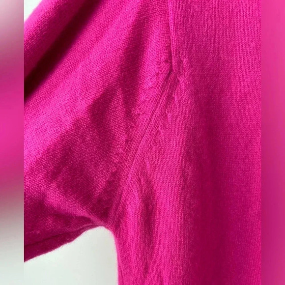 Cashmere collection bright  pink turtleneck sweater - Picture 13 of 14